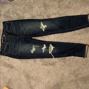 American Eagle women’s jeans